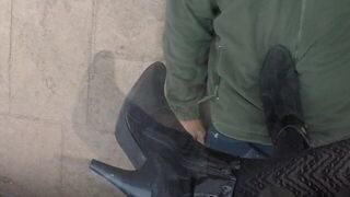 Coming home for lunch and my slave greets me - porn video